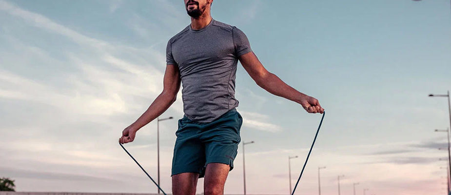 Programme HIIT corde à sauter : 15 minutes par jour
