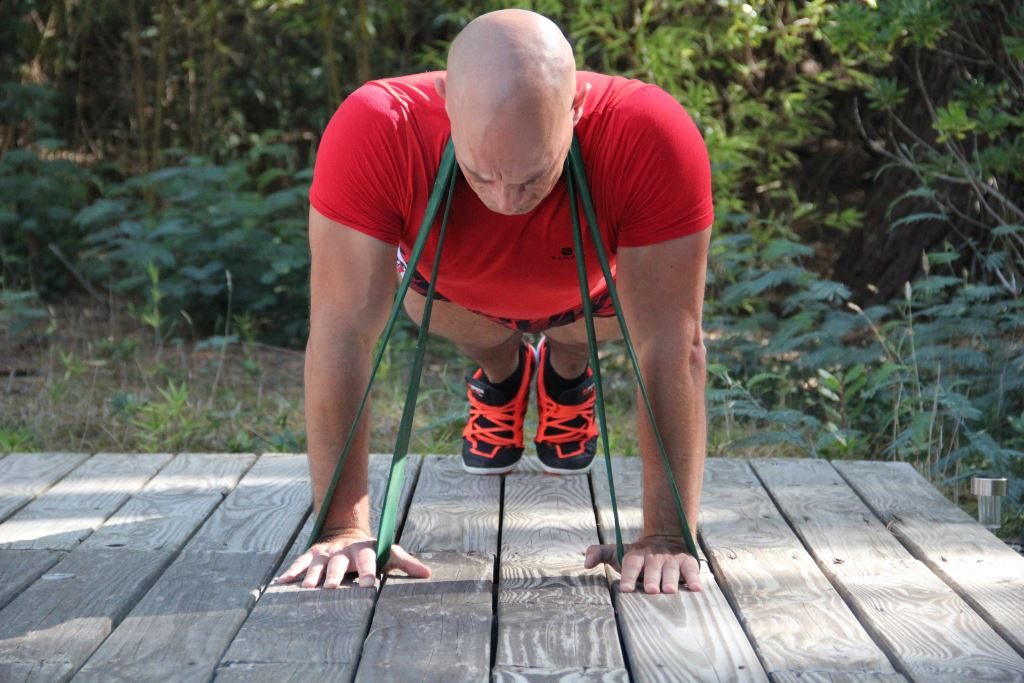 Comment muscler ses triceps avec un élastique ?